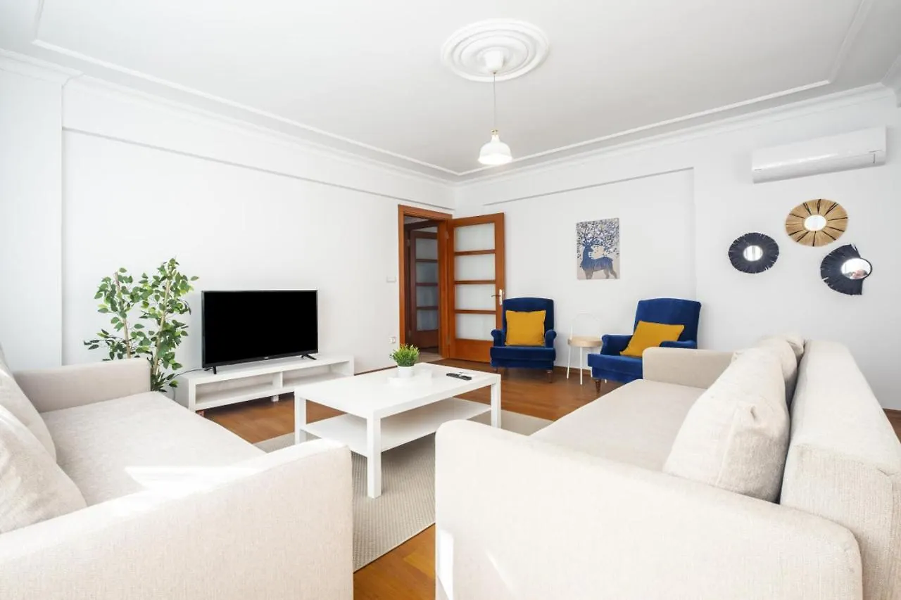 Centrally Located Sleek And Modern Flat In Sisli Provincia di Provincia di Istanbul