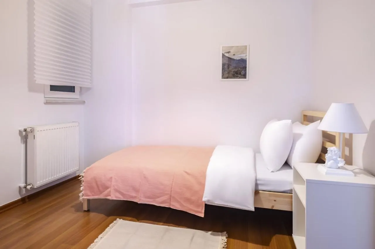 Centrally Located Sleek And Modern Flat In Sisli Provincia di Provincia di Istanbul Turchia