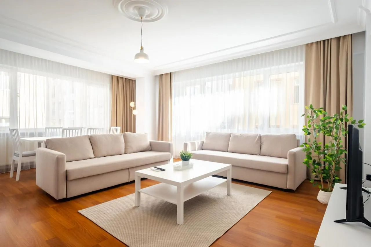 Centrally Located Sleek And Modern Flat In Sisli Istanbul